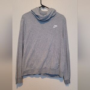Nike Women’s Light Gray Crewneck Sweatshirt with Front Pocket